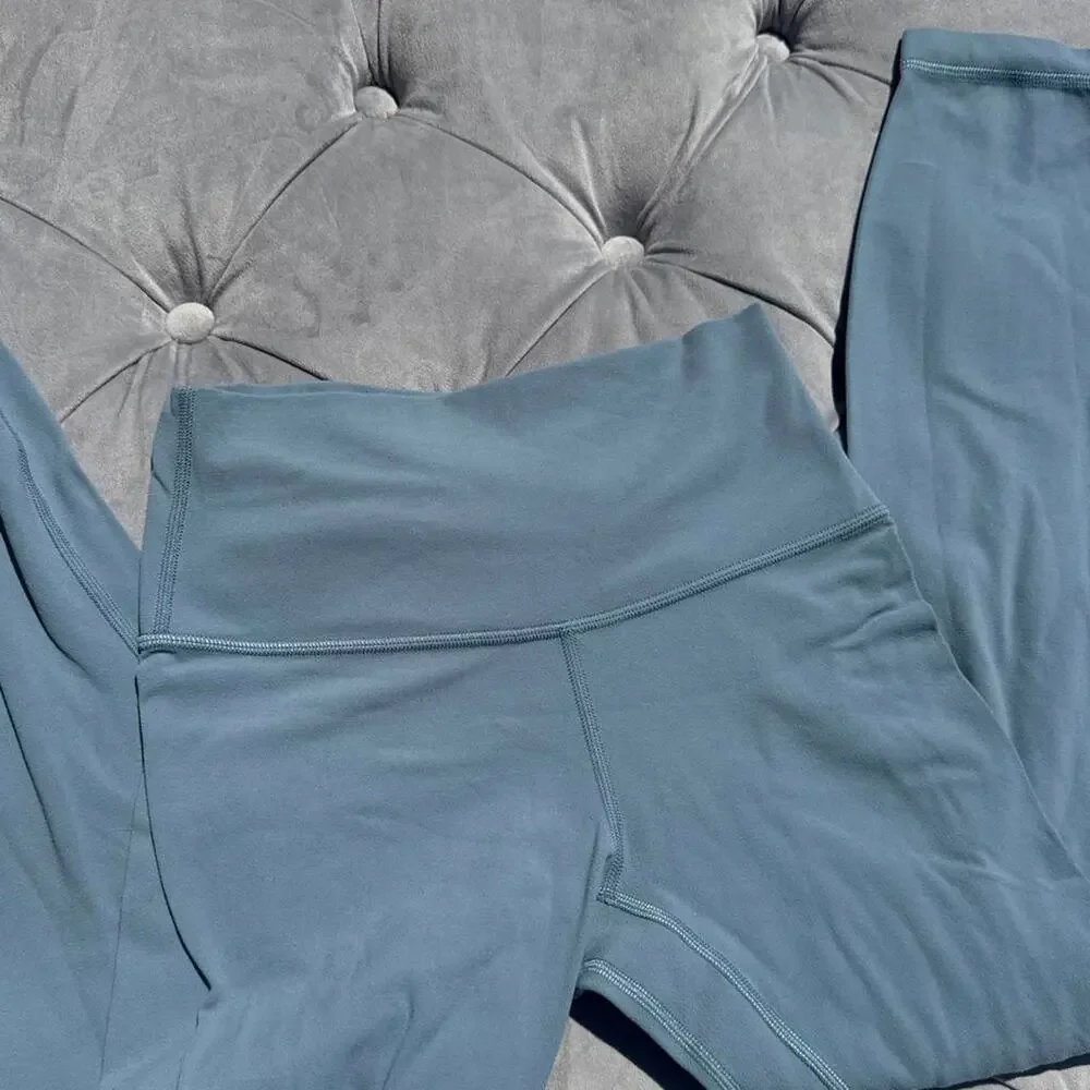 Lululemon bundle! - Picture 7 of 7